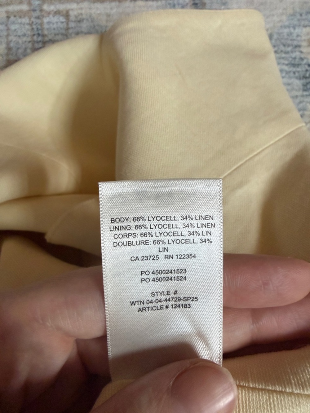 Aritzia regal linen vest size 6 butter yellow - Picture 5 of 5